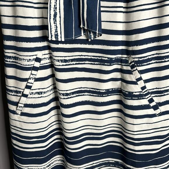 Cabi Blue and White Striped Spaghetti Strap Dress With Bow and Pockets Size S - Picture 7 of 11